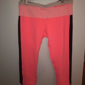 Lululemon Coral Crop Leggings
